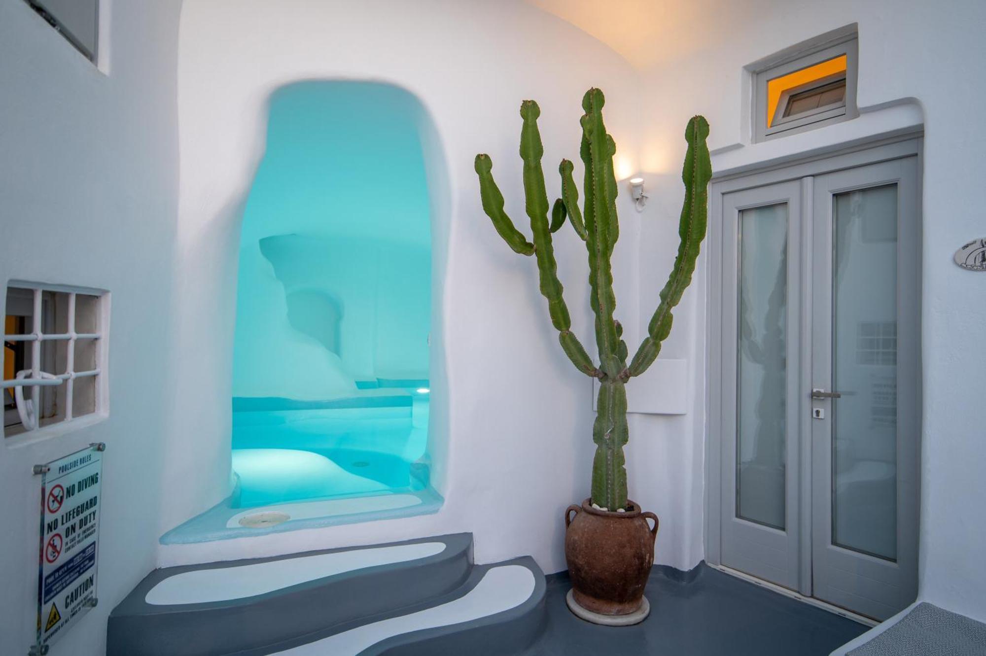 Trieris Villa & Suites Fira  Eksteriør billede