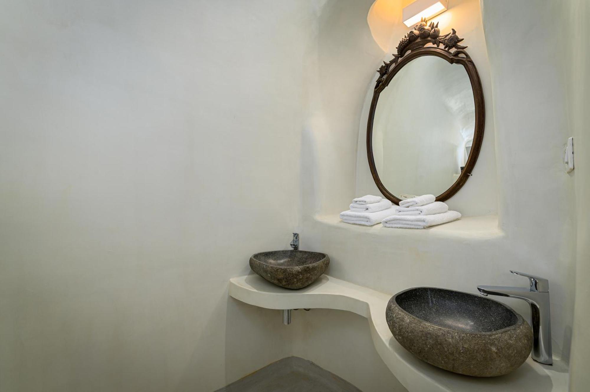 Trieris Villa & Suites Fira  Eksteriør billede