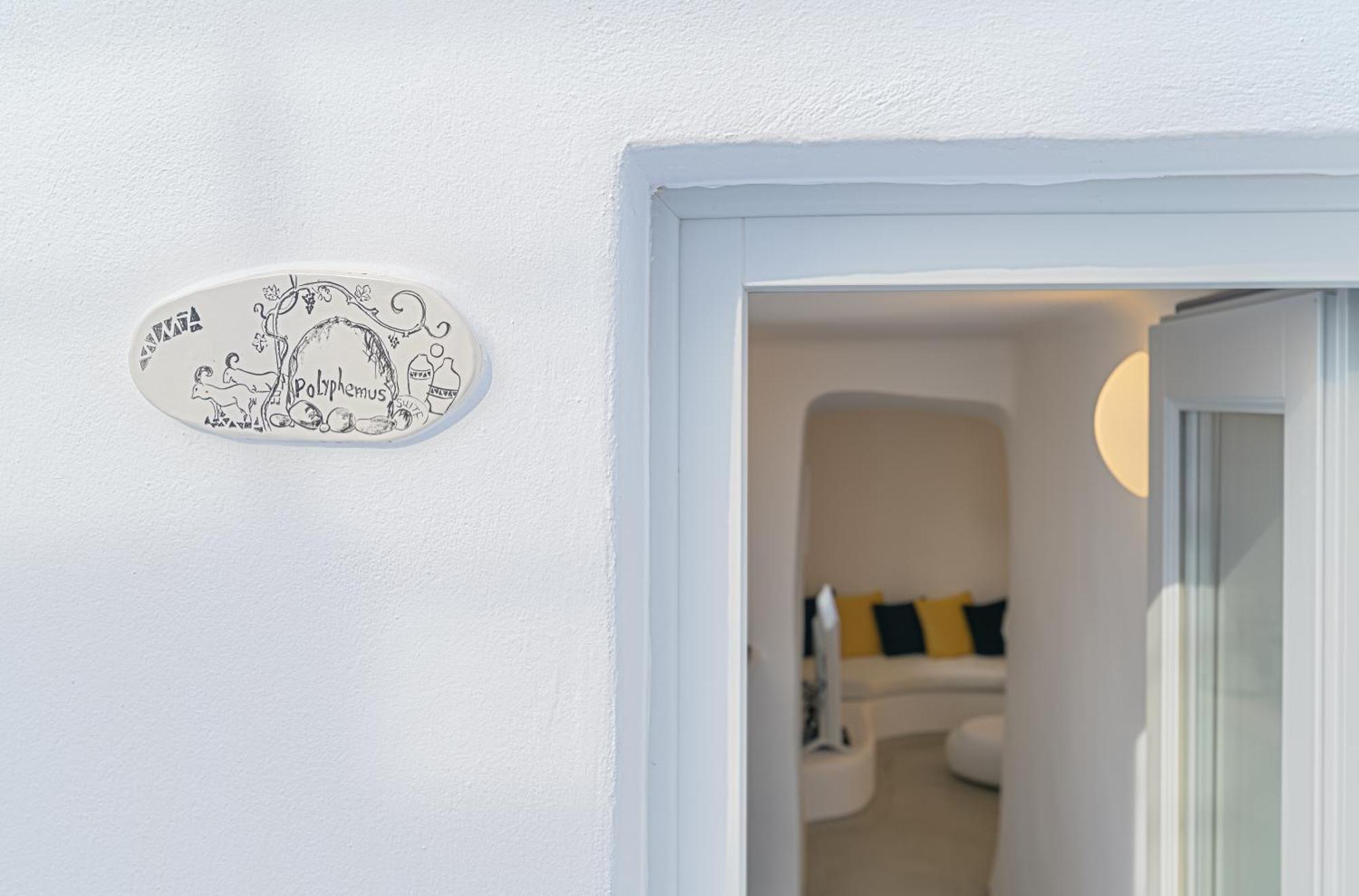 Trieris Villa & Suites Fira  Eksteriør billede