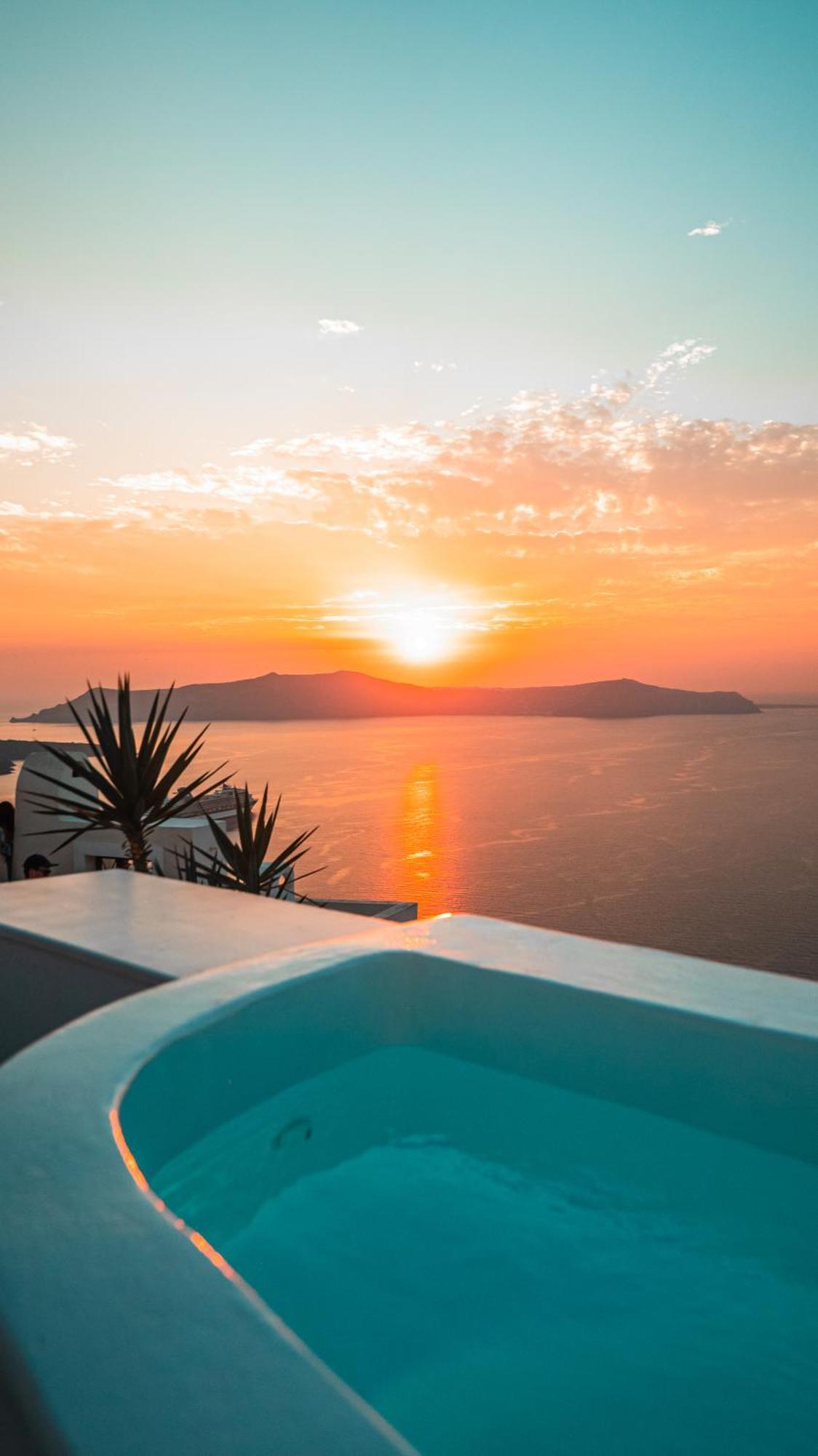Trieris Villa & Suites Fira  Eksteriør billede